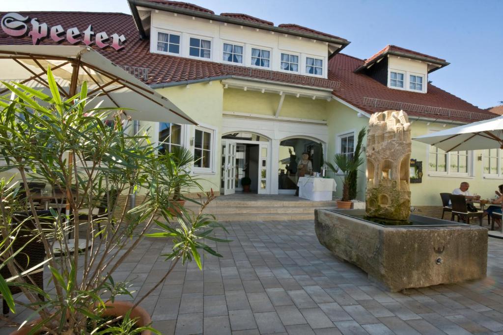 Hotel Speeter Weisenheim am Berg Exteriér fotografie