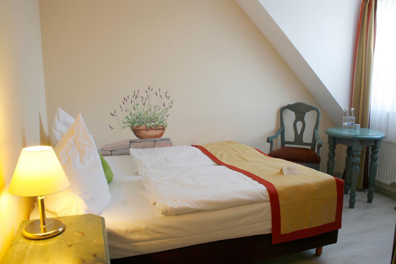 Hotel Speeter Weisenheim am Berg Exteriér fotografie